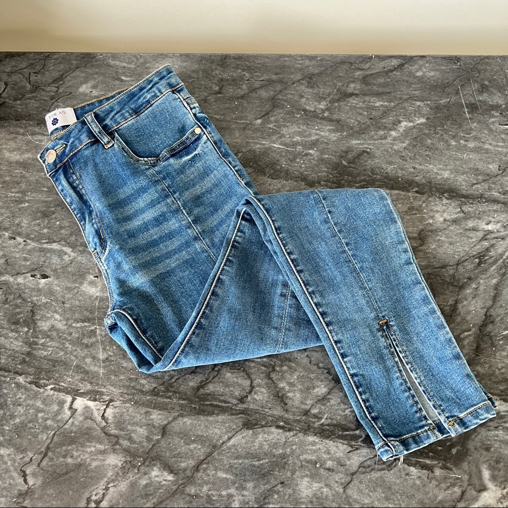 Split Design Jeans 👖